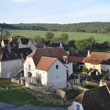 La Maison De La Colline, 4 Bedrooms, Sleeps 9 Prázdninový dům