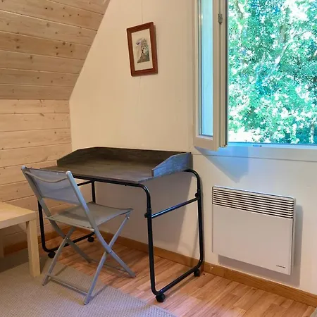 La Maison De La Colline, 4 Bedrooms, Sleeps 4 To 9 People